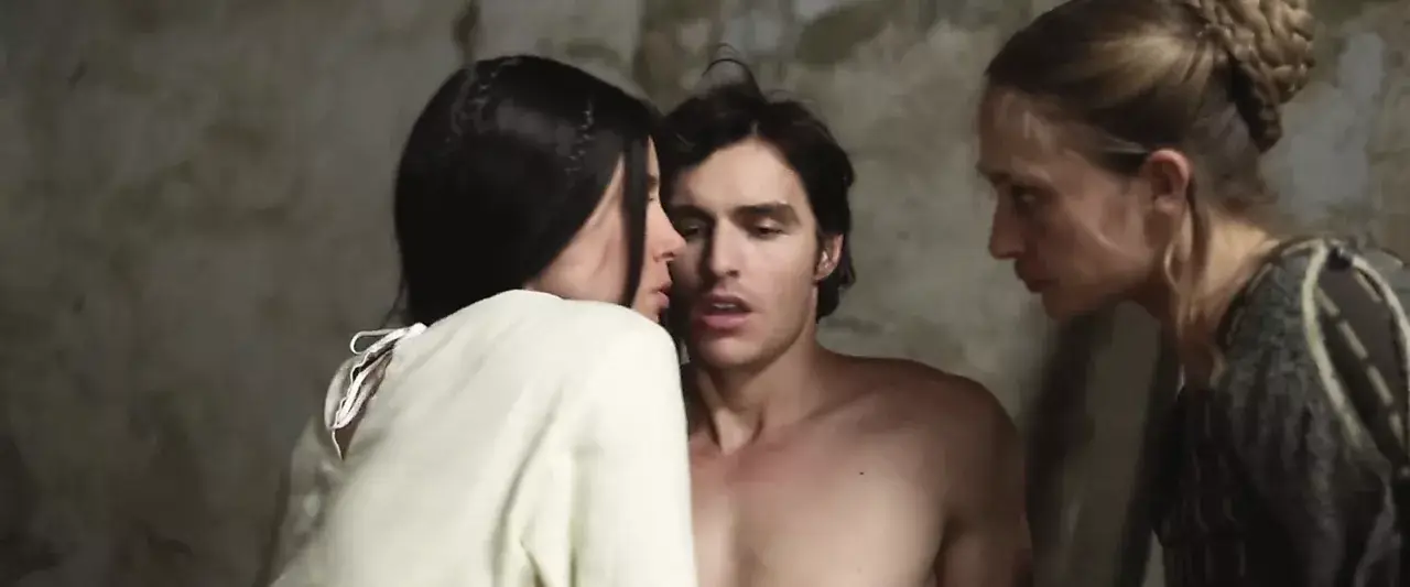 His character shares a threesome with two other women in the film (Universal)