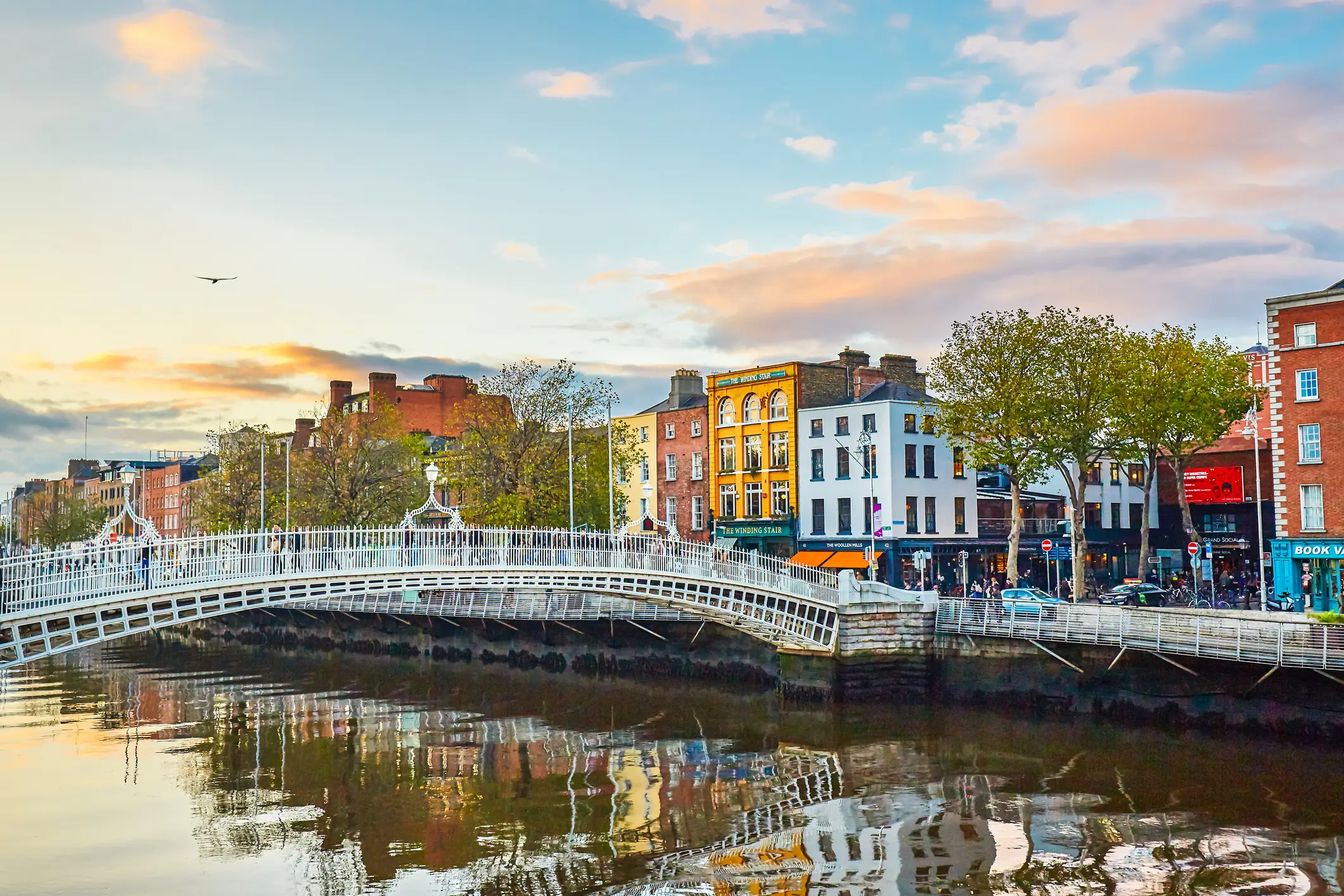 The Ha'penny Bridge in Dublin (Peter Unger/Gettys Images