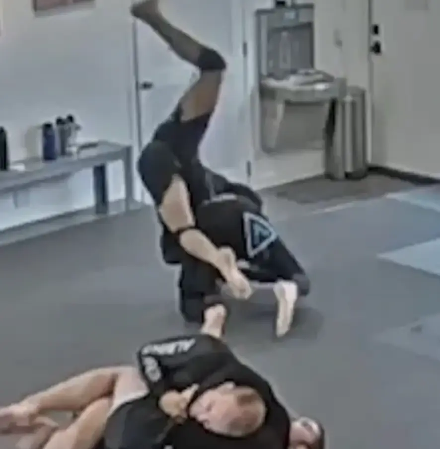 A video of the incident was released online (@tomdeblass/Instagram)