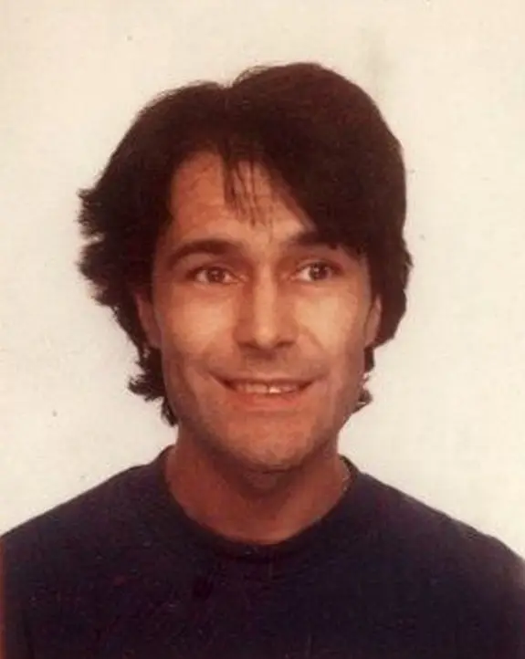 A local found his body while gardening over 20 years after he went missing, and the body had broken bones (media Wales)