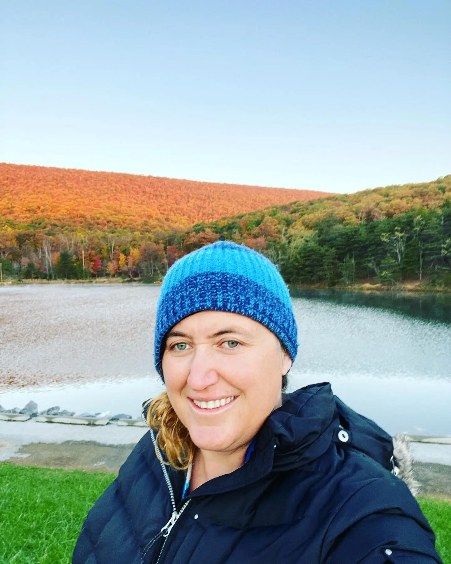 Author Sadie Dingfelder has shared what it's like having SDAM. (sadiefd/Instagram)