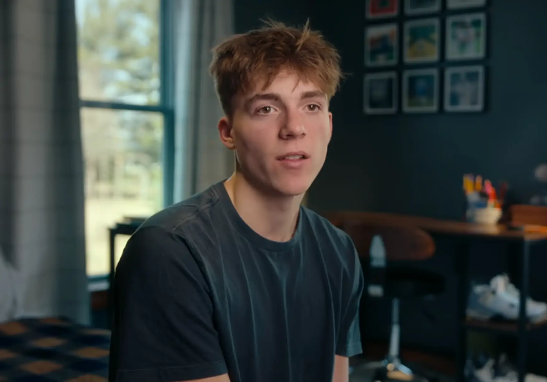 Owen McKenny spoke about how he felt she had a weird obsession with him in the doc (Netflix)