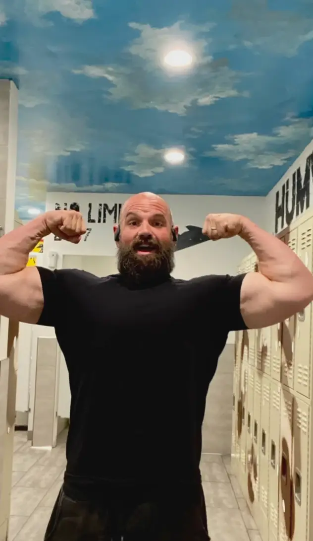 He's pracitically unrecognisable. (Instagram/@ethansuplee)