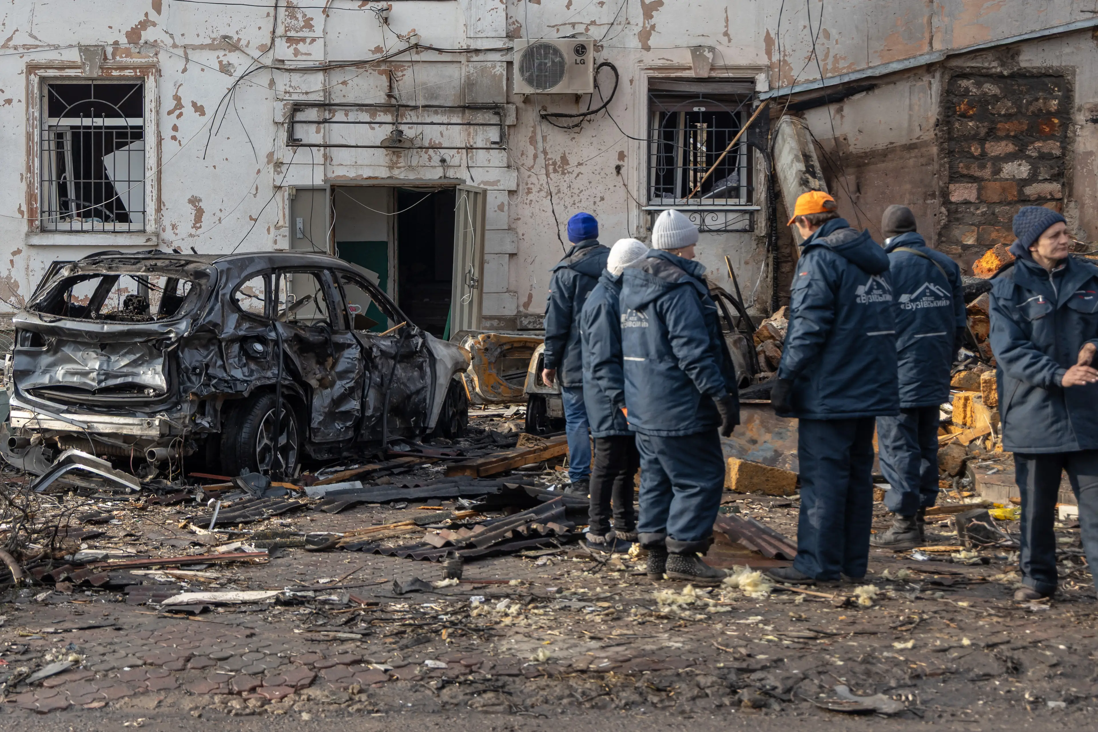 Russia continues to bombard Ukraine (OLEKSANDR GIMANOV/AFP via Getty Images)
