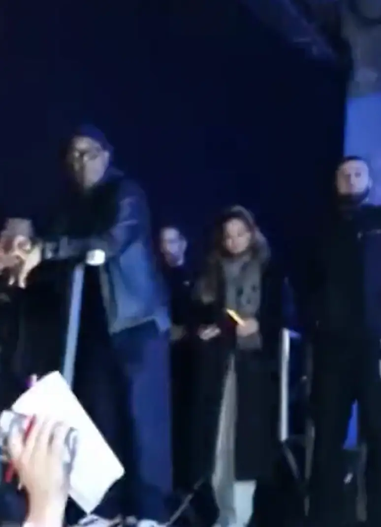 News of Jackson's presence at the event soon spread like wildfire online.