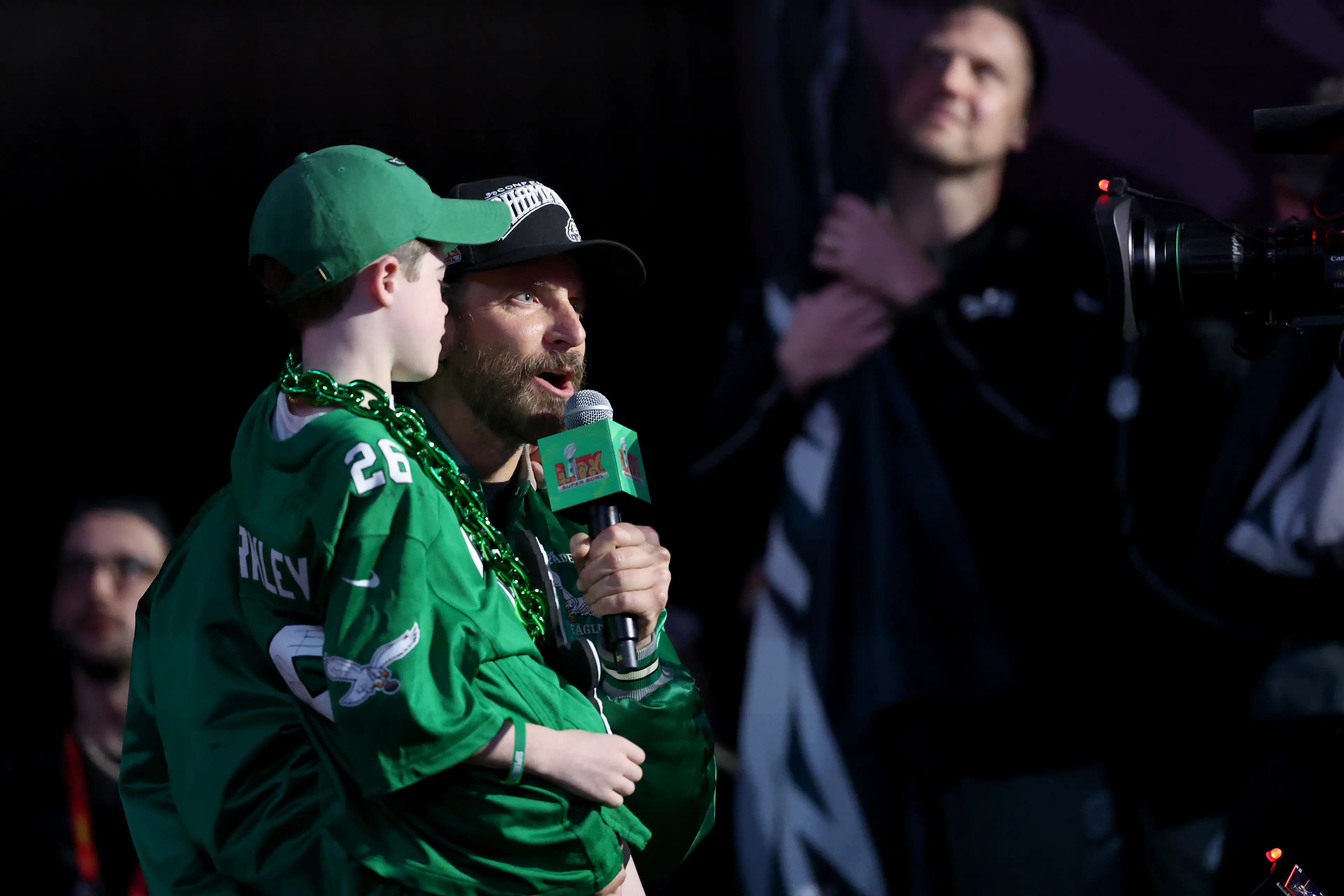 Bradley Cooper announced the Philadelphia Eagles to the pitch (Emilee Chinn/Getty Images)