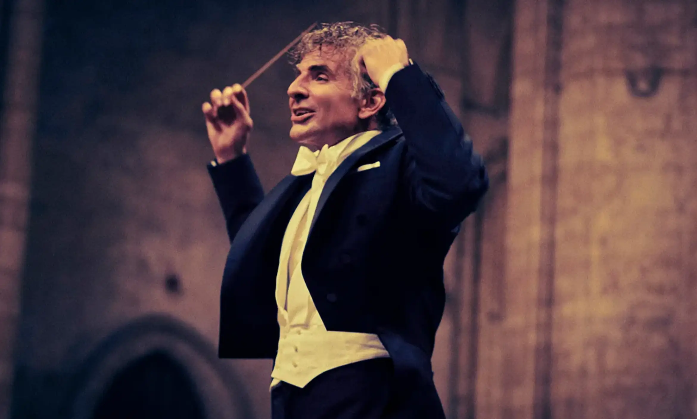 Bradley Cooper goes all out when it comes to acting and directing (Netflix)