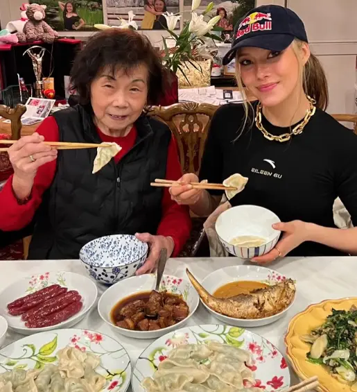 Eileen Gu said her late grandma 'inspired me so much' (Instagram/@eileengu)