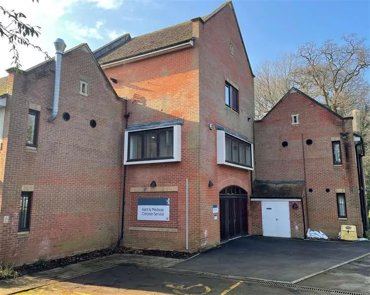 The coroner ruled out the possibility of suicide (Cover Images)