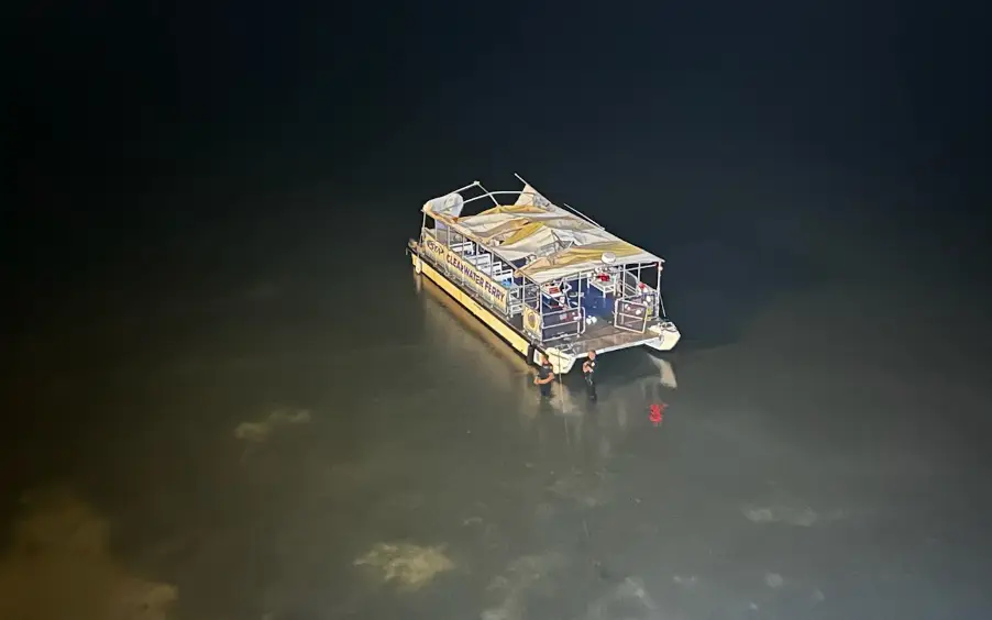 At least one person is dead after a boat smashed into the ferry in Clearwater (Clearwater Police/Clearwater Fire Rescue)