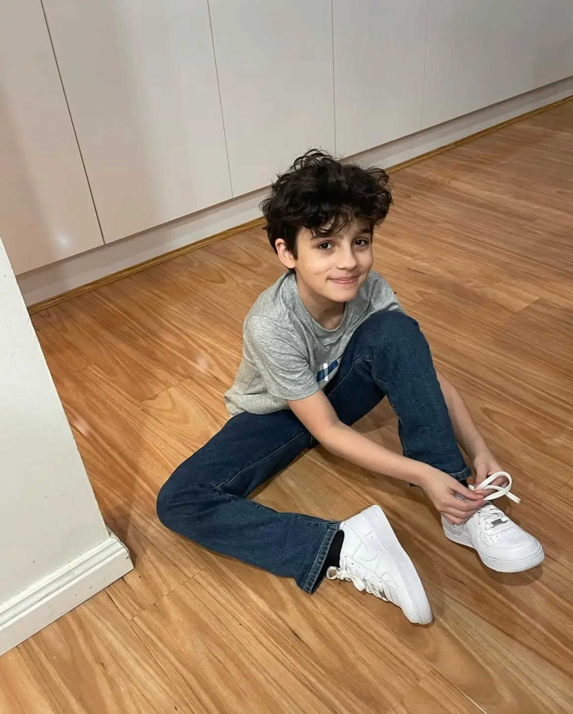 Australian actor Clare McCann is raising money to preserve her son's body (claremccannofficial/Instagram)