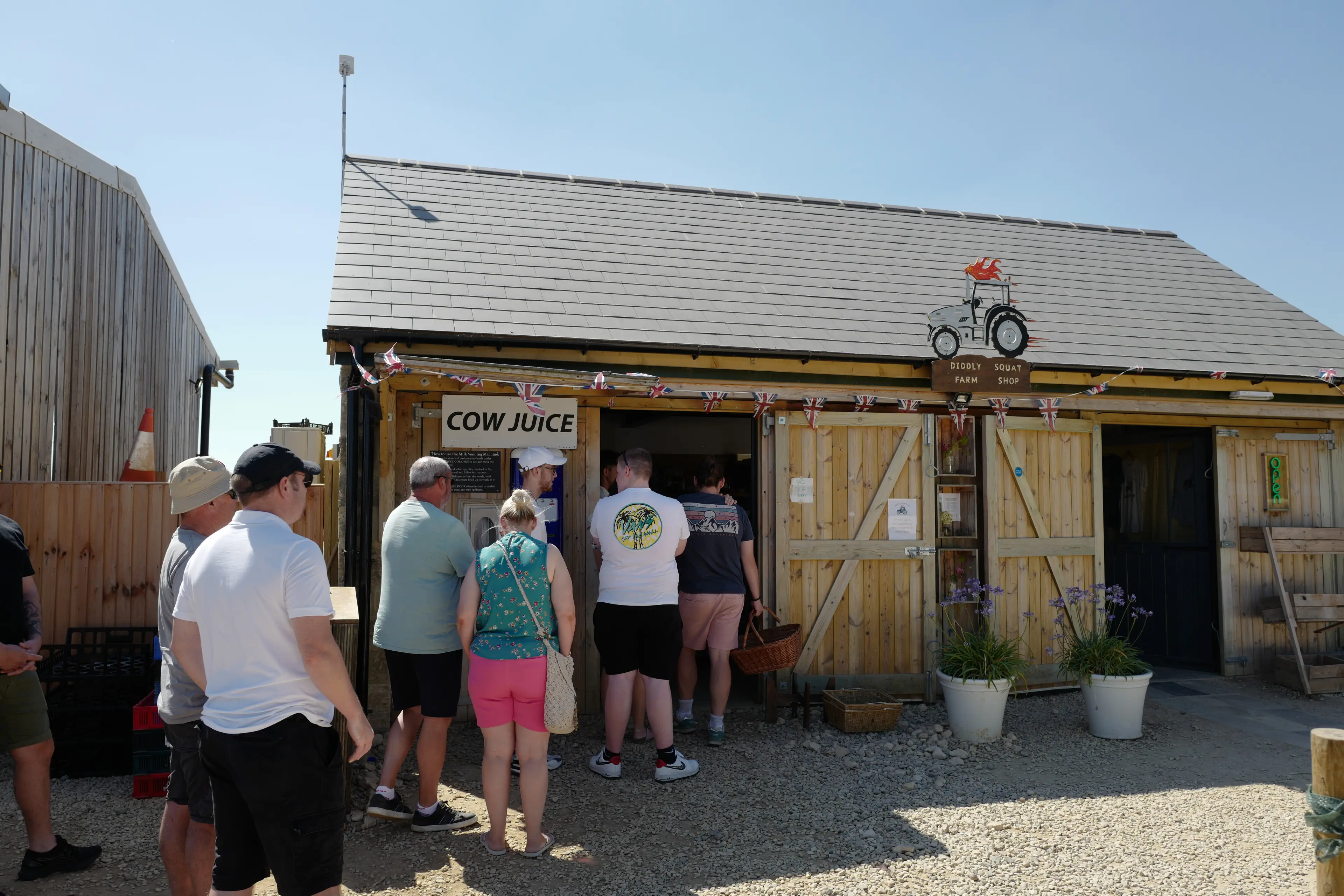 Queues at Diddly Squat Farm Shop (James D Morgan / Getty)