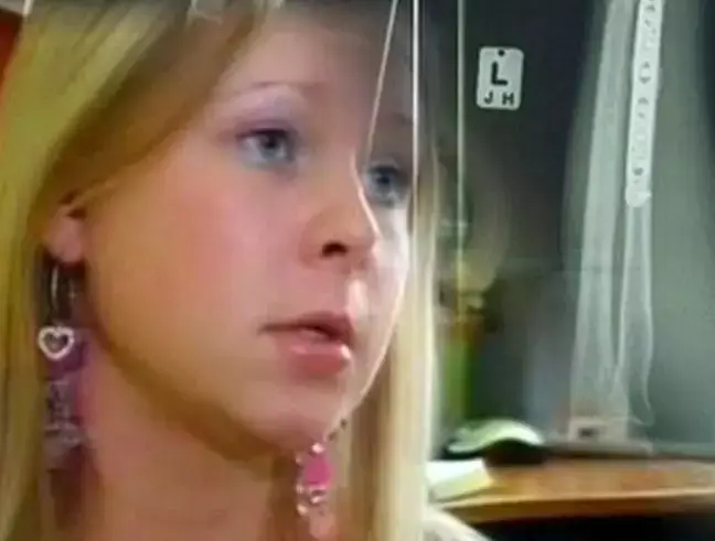 Does she have x-ray eyes or is she a really lucky guesser? (Facebook/Natasha Demkina - the girl with X-RAY EYES)