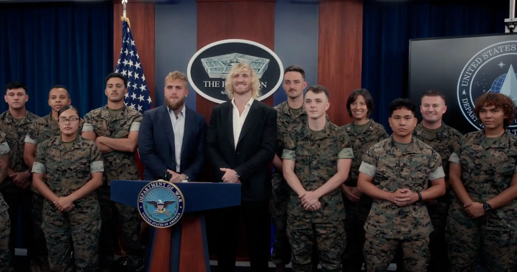 The pair met with the military (@deptofwar/X)