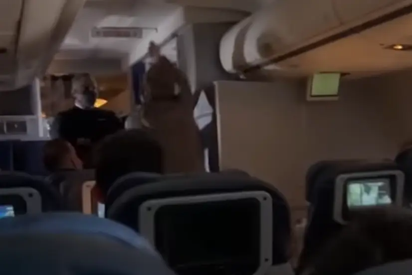 The passenger tried to attack flight attendants (Lisa Olsen/ABC7 Chicago)
