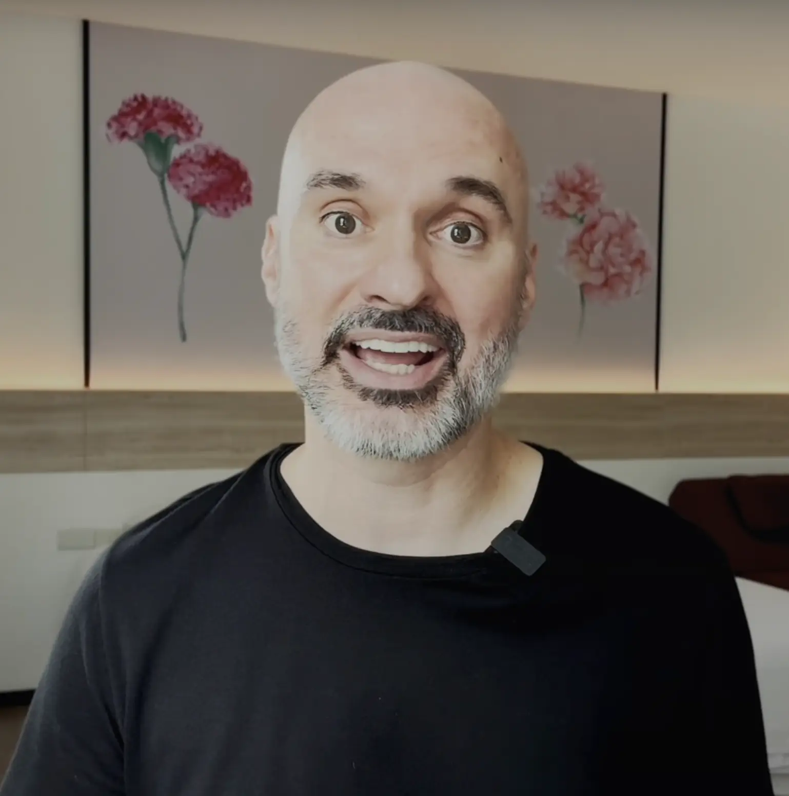 Kevin Martin now lives his life on cruise ships. (YouTube/@30AndAWakeUp)