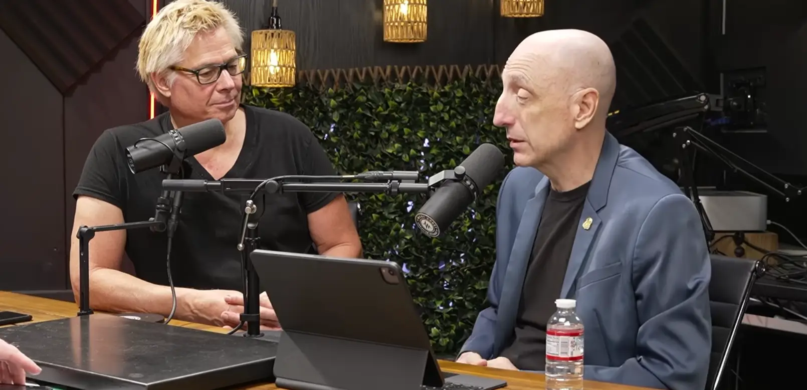 Former FBI profiler Jim Clemente believes Nicole and Ron’s killer had an accomplice (YouTube/ TZ Scandal with Tom Zenner)
