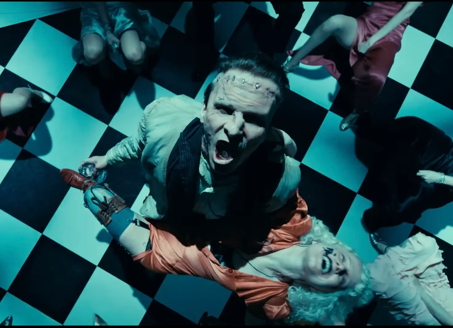 The actor said repeatedly screaming was the only thing that kept him sane during the transformation process (Warner Bros)