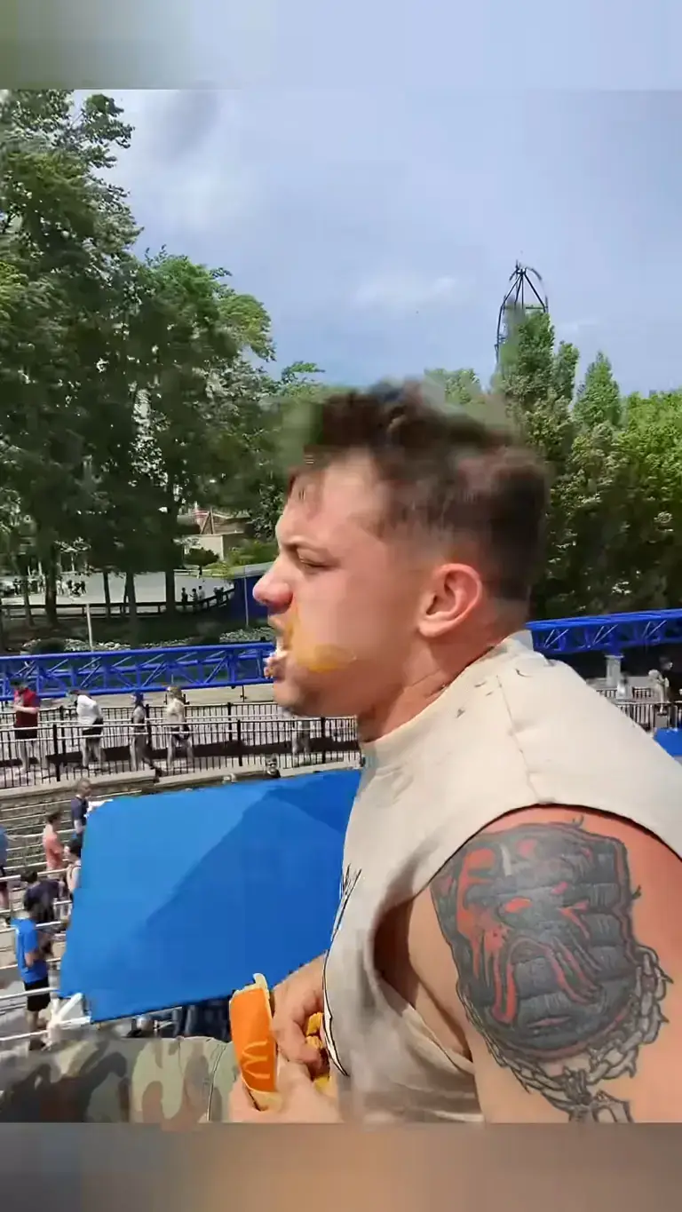 It could have gone badly wrong for him (Youtube/Allen Ferrell)