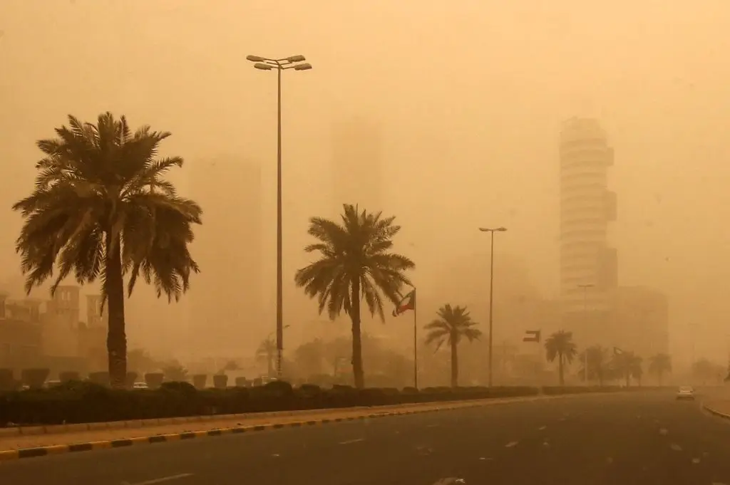 As temperatures rise people adapt to the heat, but there's a limit. (YASSER AL-ZAYYAT/AFP via Getty Images)