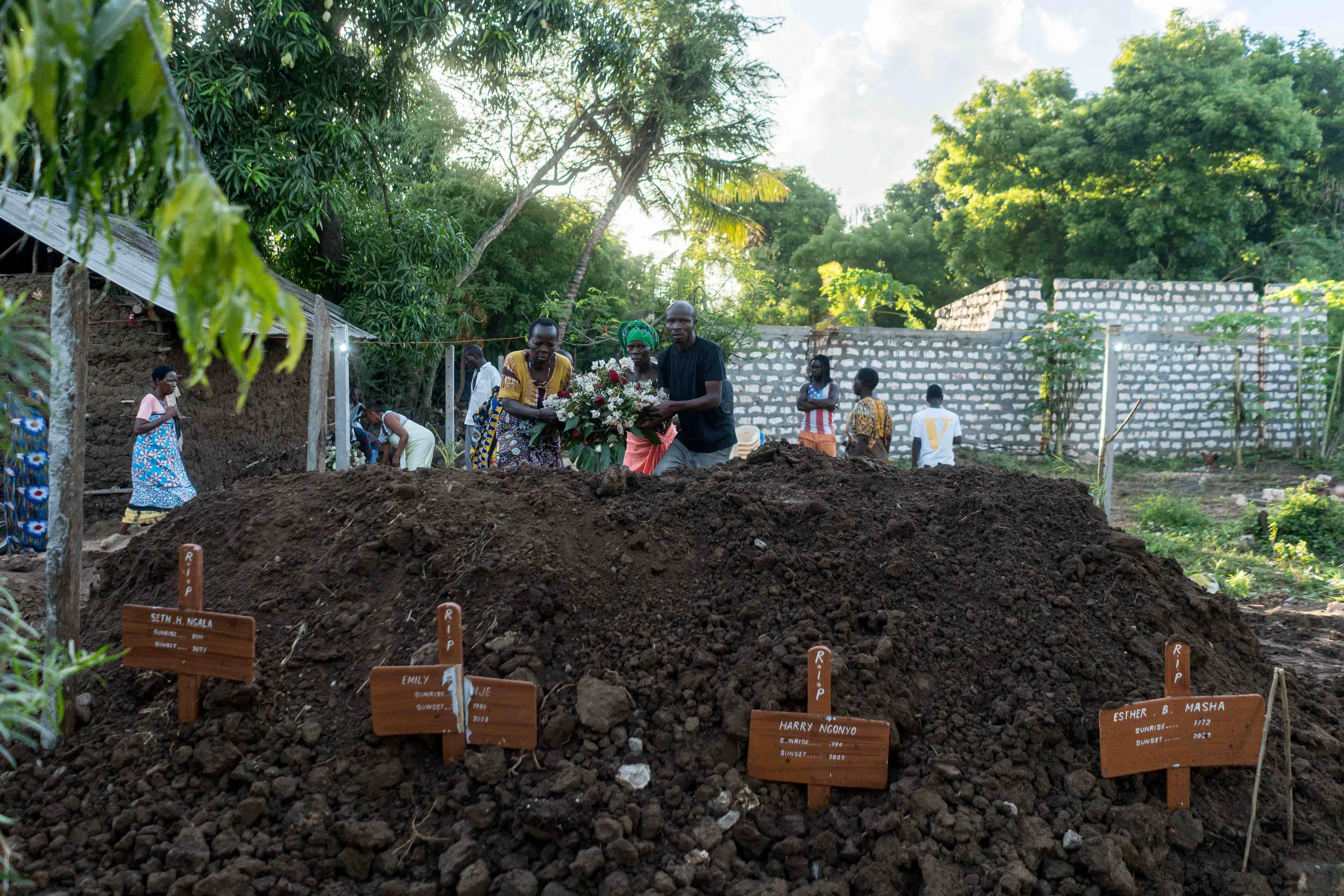 More bodies are expected to be found (FREDRIK LERNERYD/AFP via Getty Images)