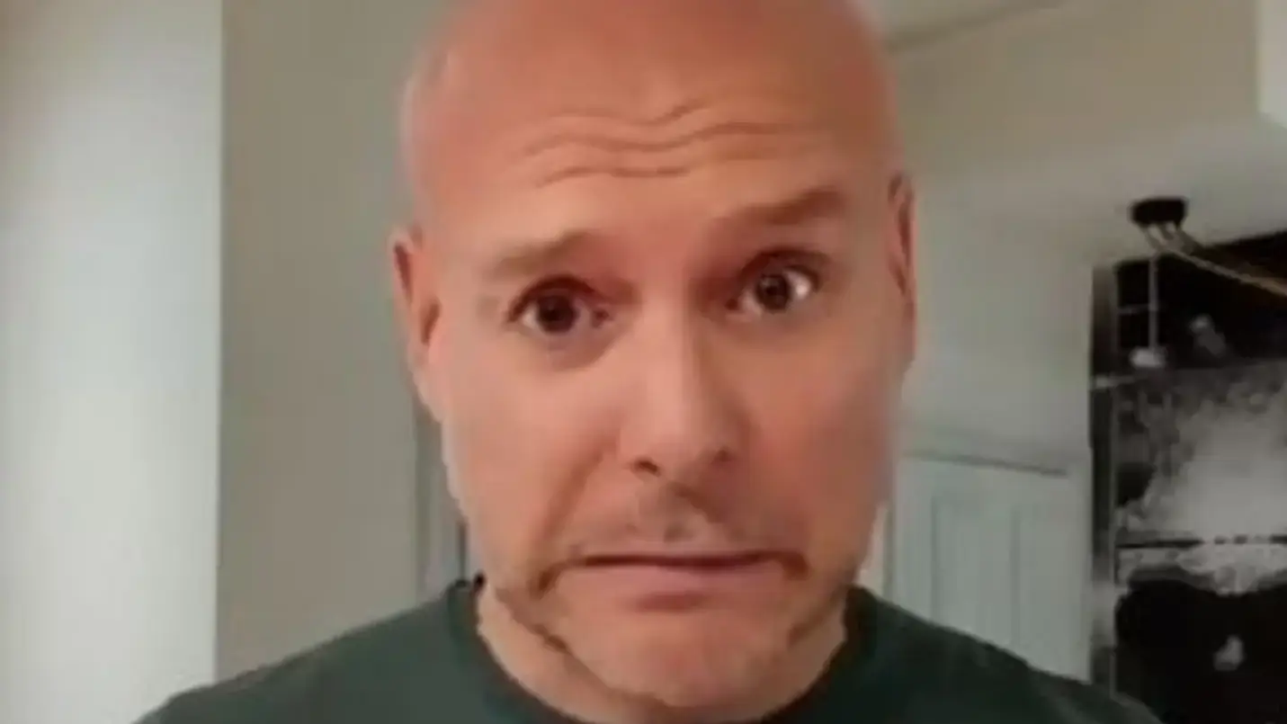 Therapist explains how watching too much porn affects your brain