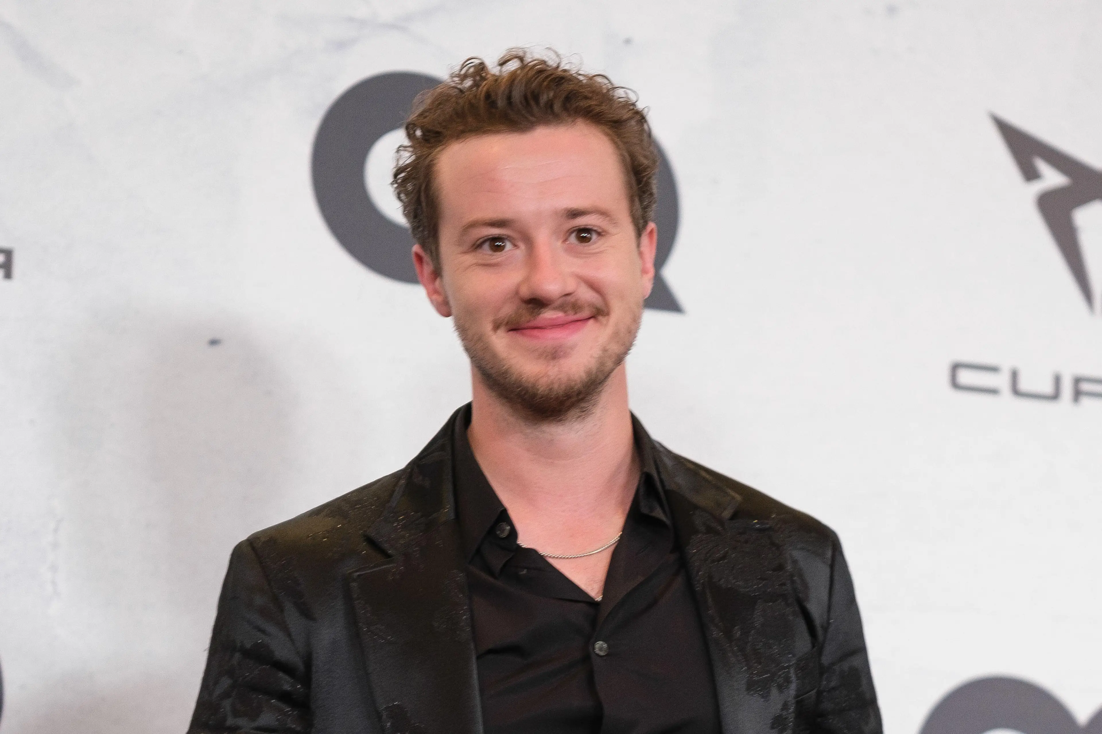 Quinn defended his co-star during a Q&A at London Comic Con.