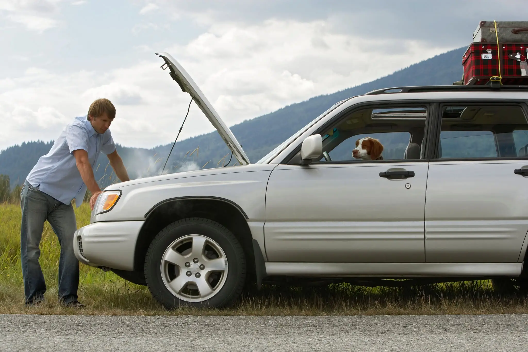 You'll end up with your car in ruins if you ignore it (Getty Stock Images)