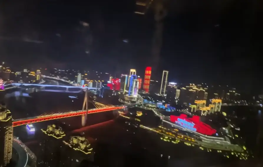 Look at those layers (YouTube/PPPeter)