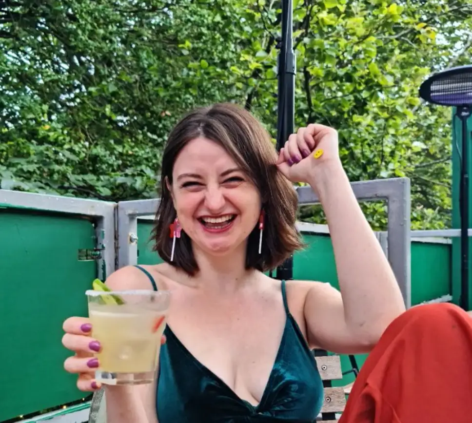 Lorna Rose Treen had audiences roaring with her joke about an unfaithful zookeeper.