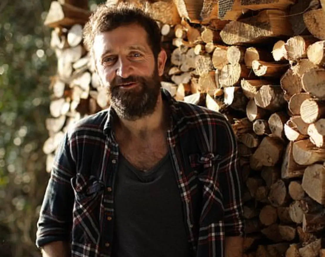 Mark ended up spending three years living in a caravan, then he wrote a book and used to proceeds from that to buy land and build a cabin on it. (Channel 5)