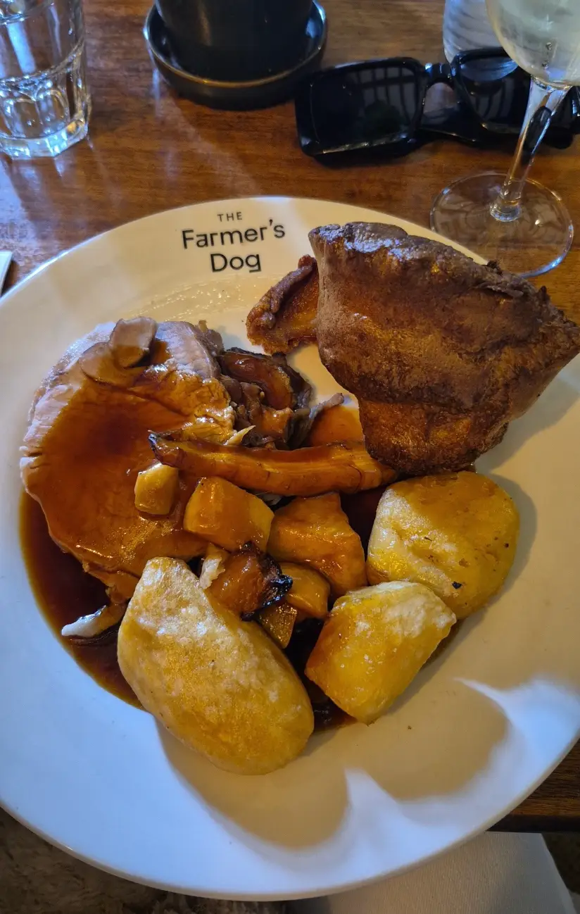 A roast beef Sunday lunch costs £24 at the Farmer's Dog (Facebook)