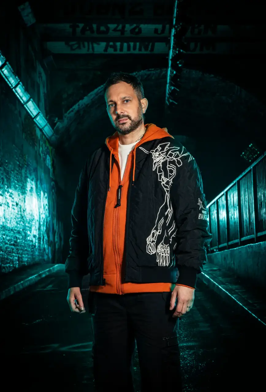 Steven Frayne - formerly known as Dynamo - is back with a new Sky show (Sky)