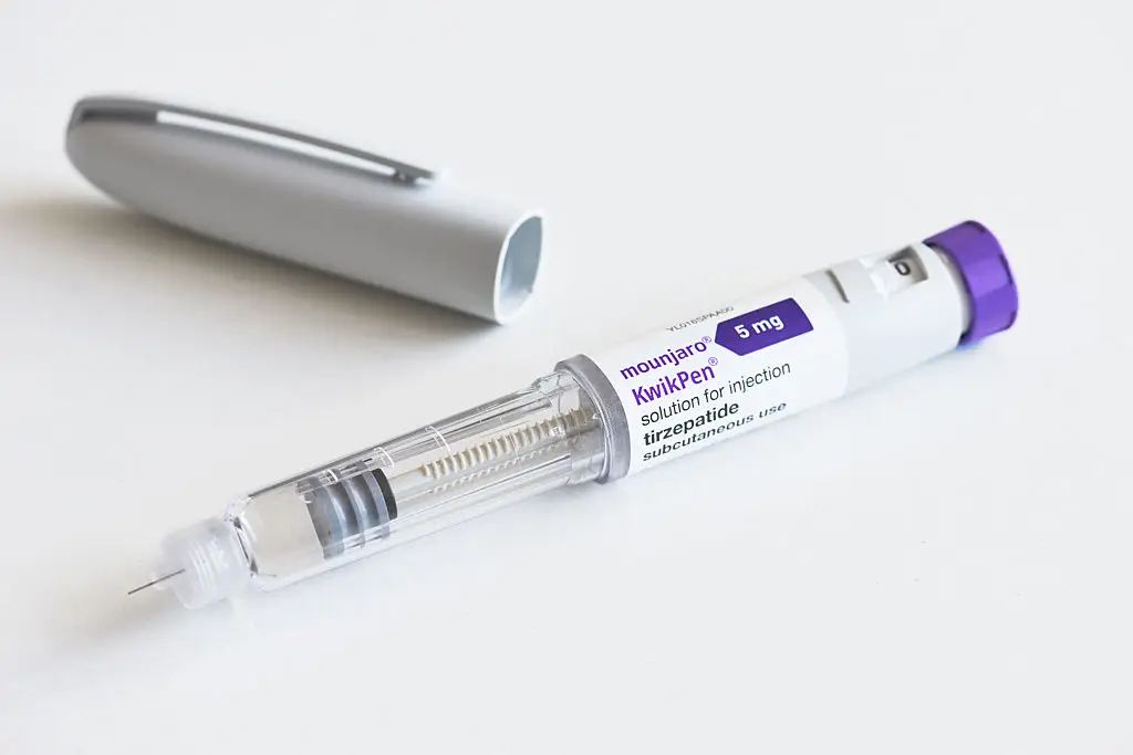 Using your own needle is incredibly dangerous to your health (Peter Dazeley via Getty Images)