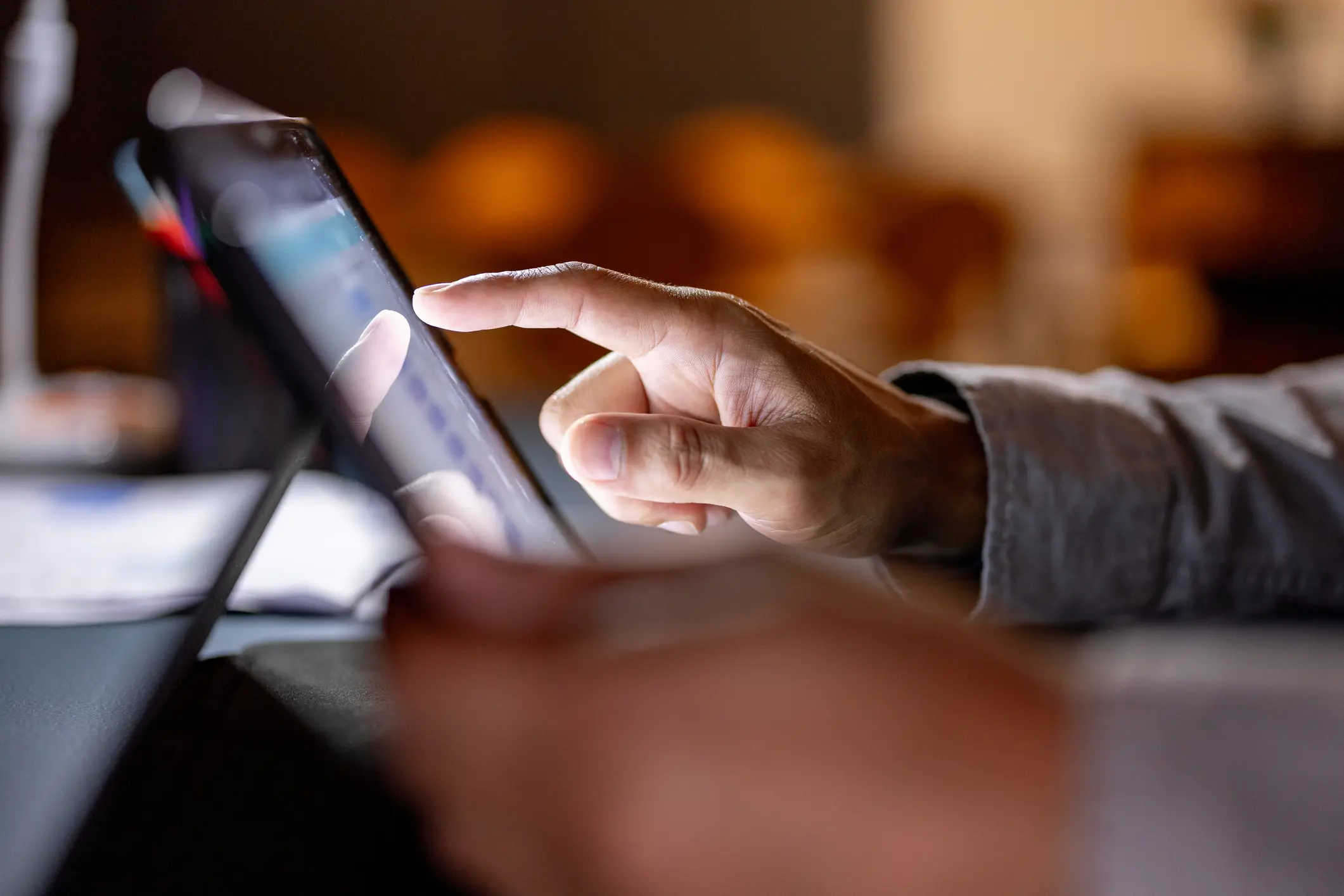 You could save hundreds on your broadband bill each yet (Getty Stock Images)