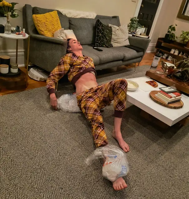 She's recovering after running the marathon (Instagram/@eilishmccolgan)