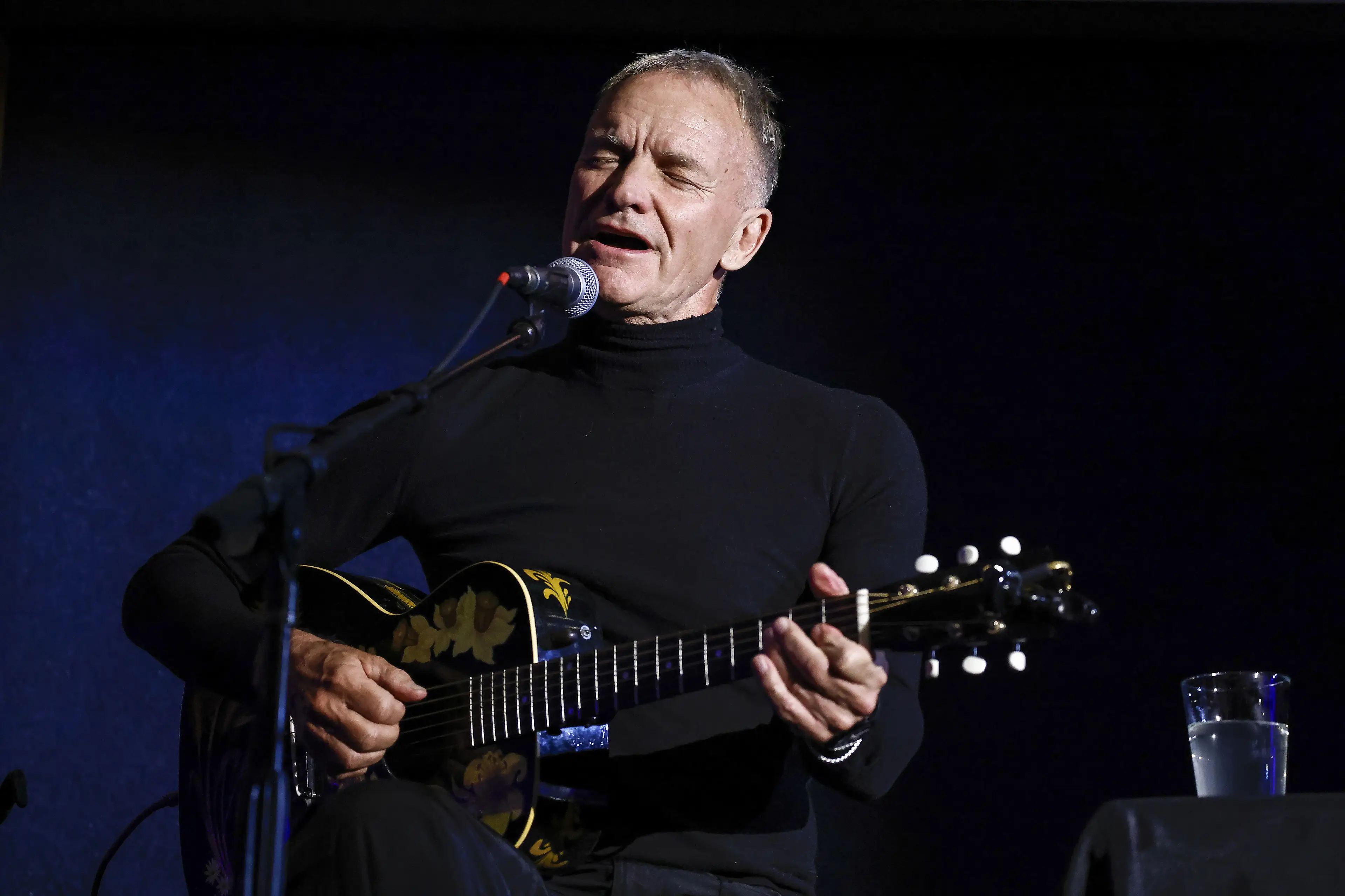 Does Sting make $35,000 a week from Diddy alone? (Paul Morigi/Getty Images)