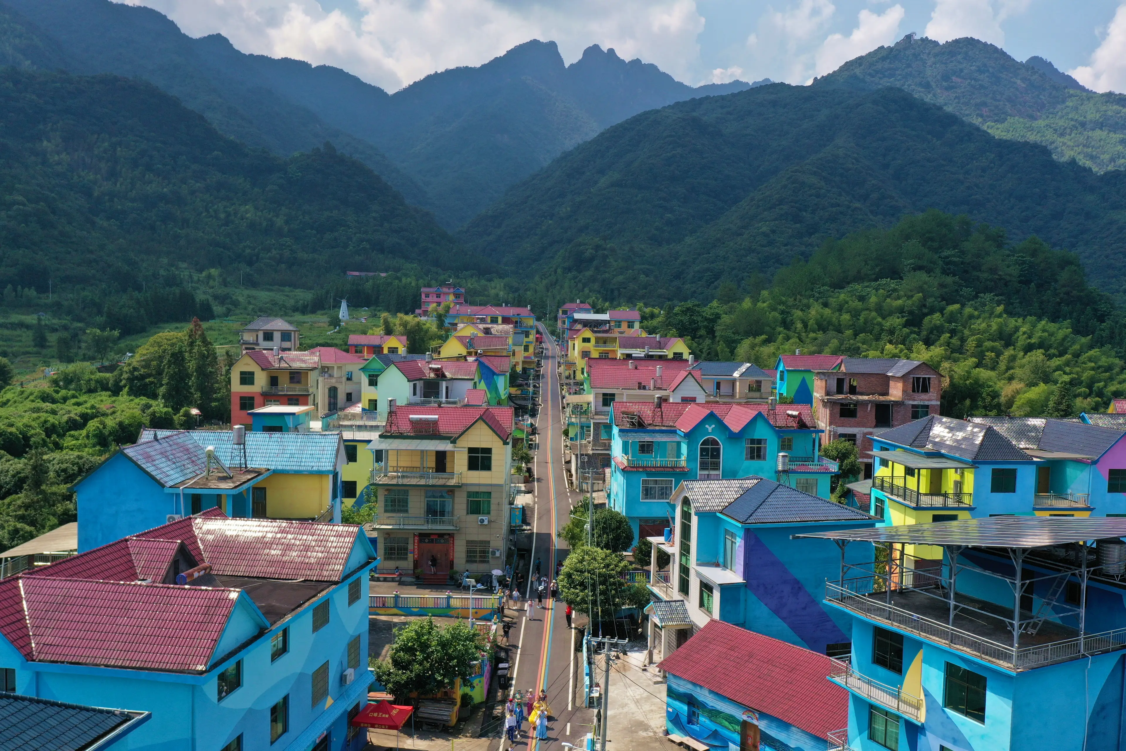 The main road through Huangzhushan. (Liu Zhankun/China News Service/VCG via Getty Images)