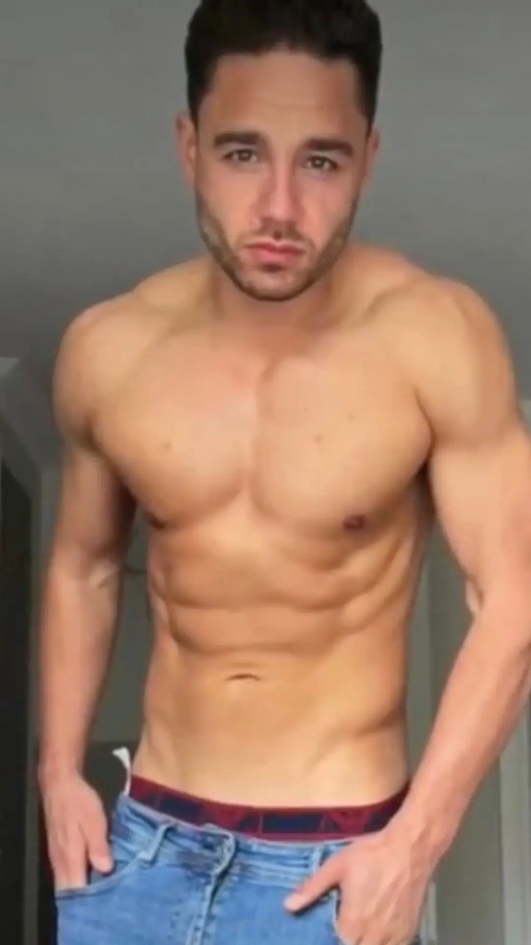 The father-of-two has offered encouragement to others living with autoimmune diseases (Instagram/@adamthomas21)