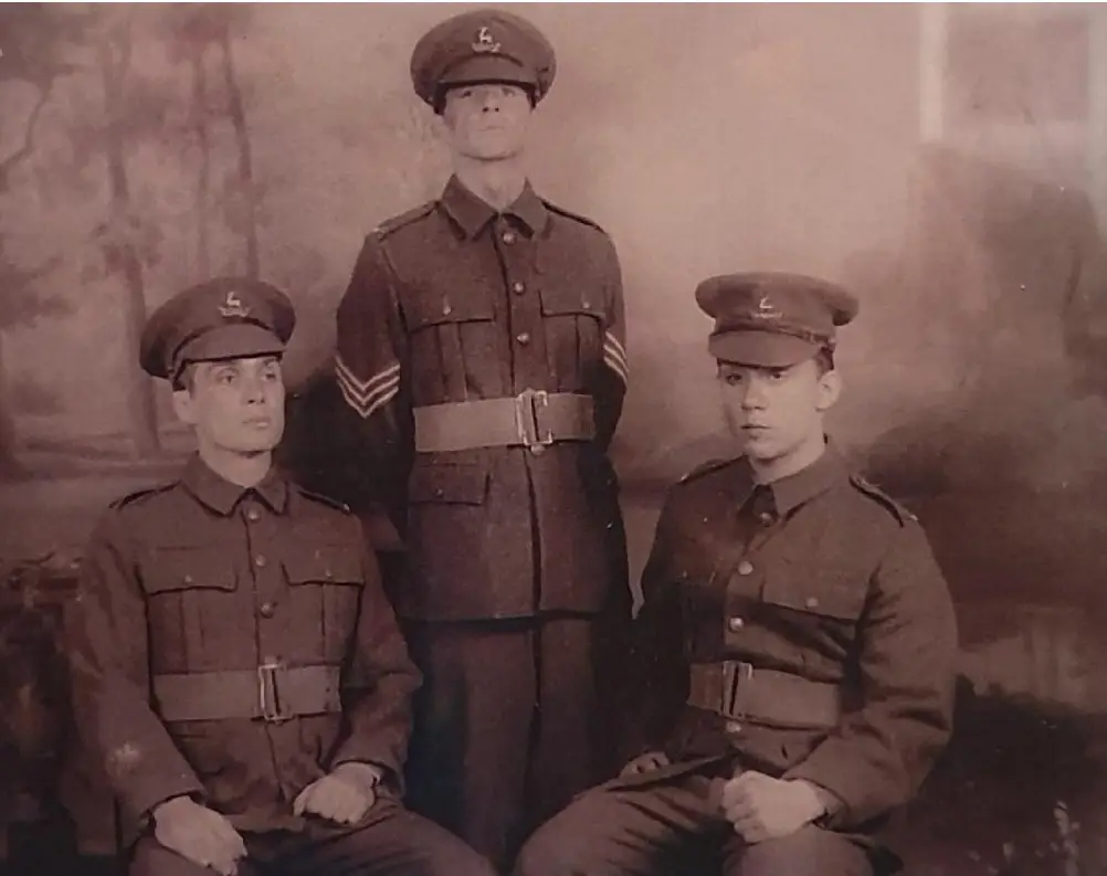It is explained that the Shelby brothers - Tommy, Arthur and John - each served in World War One in the series (Netflix)
