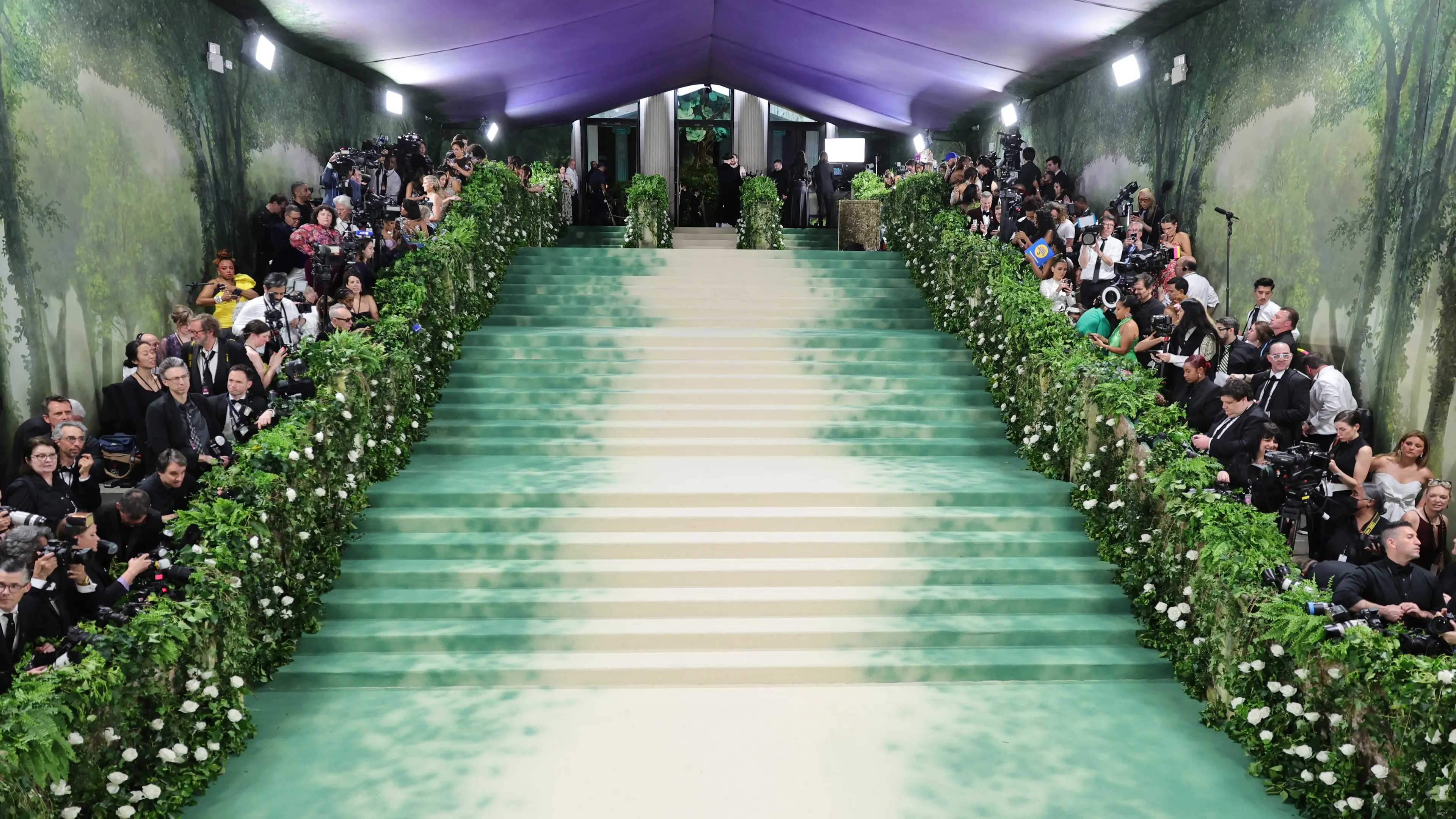 Neilson Barnard/MG24/Getty Images for The Met Museum/Vogue