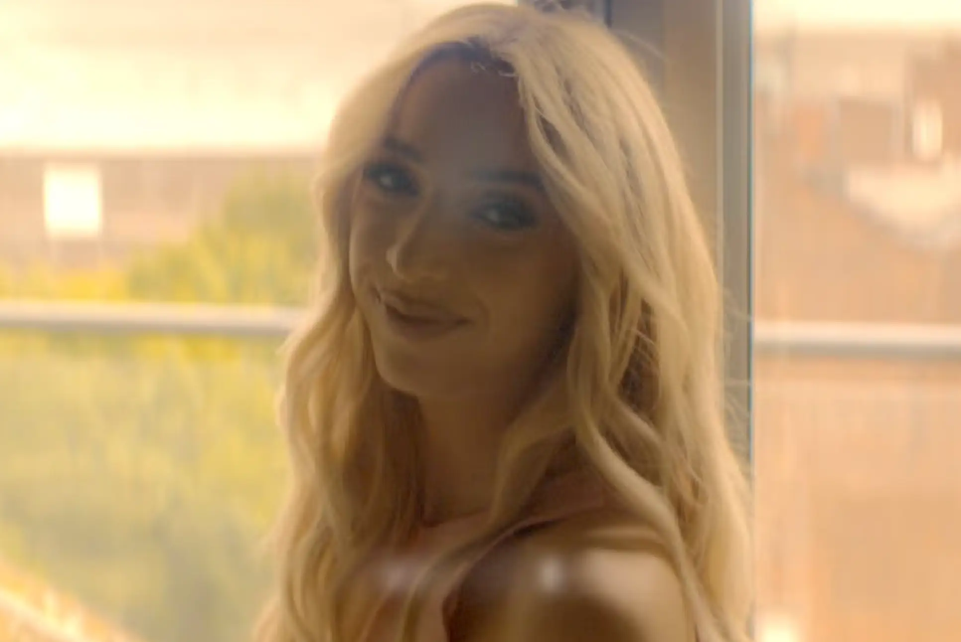 GK Barry appears in the new Harlan Coben thriller (Netflix)