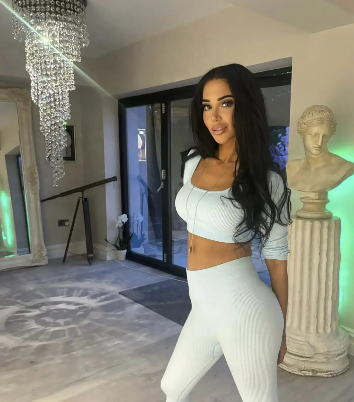 Fans had been worried about the star following her departure from the jungle (intstagram/tulisacontostavlos)