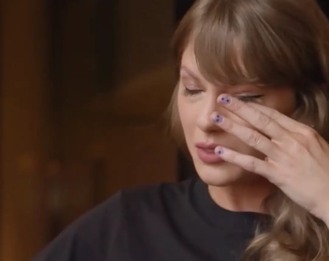 She described having to 'lock off' her emotions during the shows (Disney+)