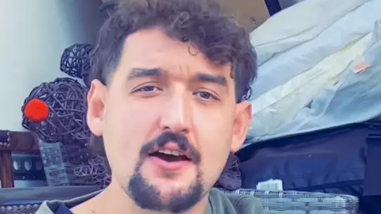 Instagram/jonnyholloway_