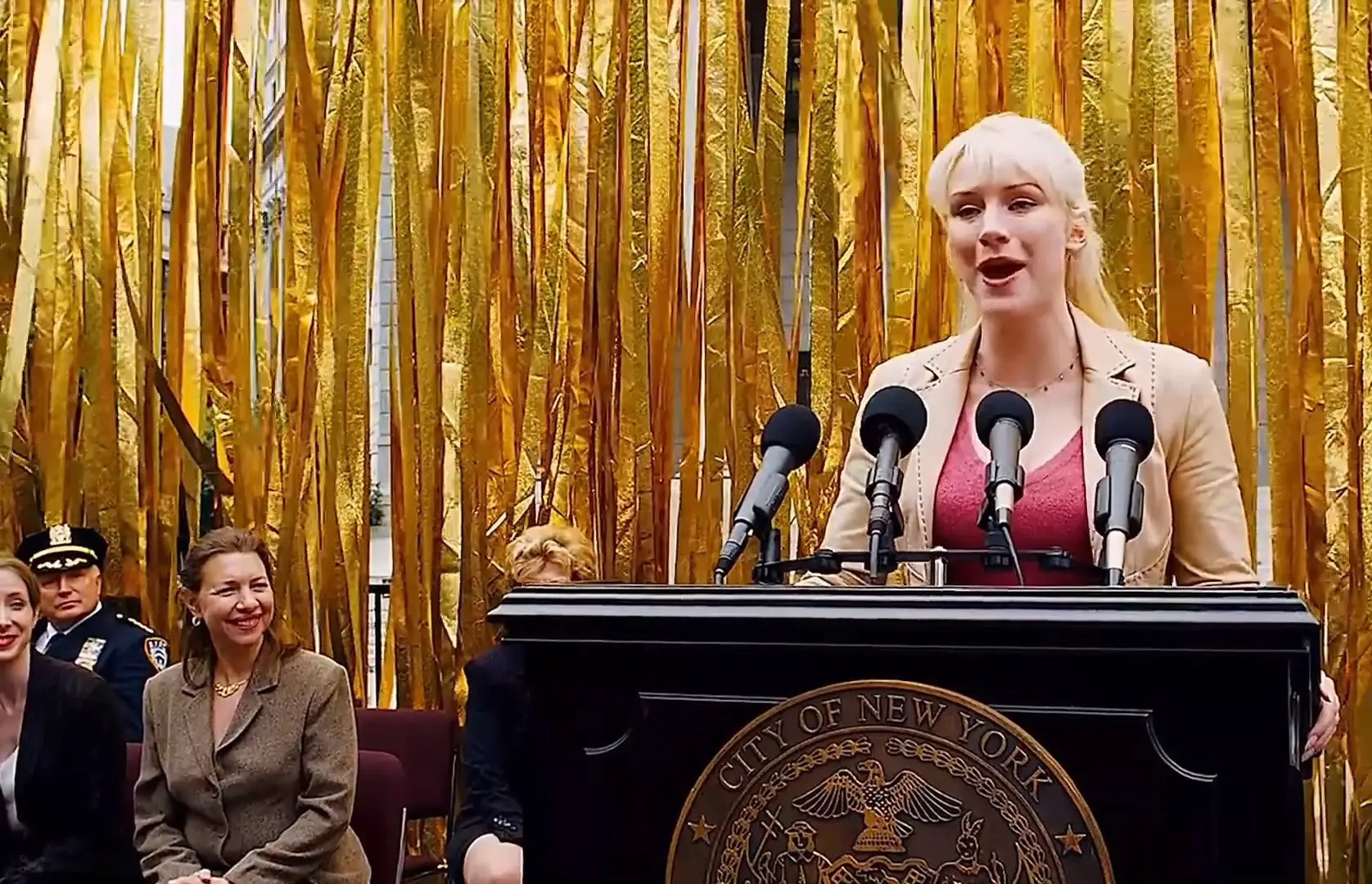 Keep an eye on the lady in brown, she's the important one here.