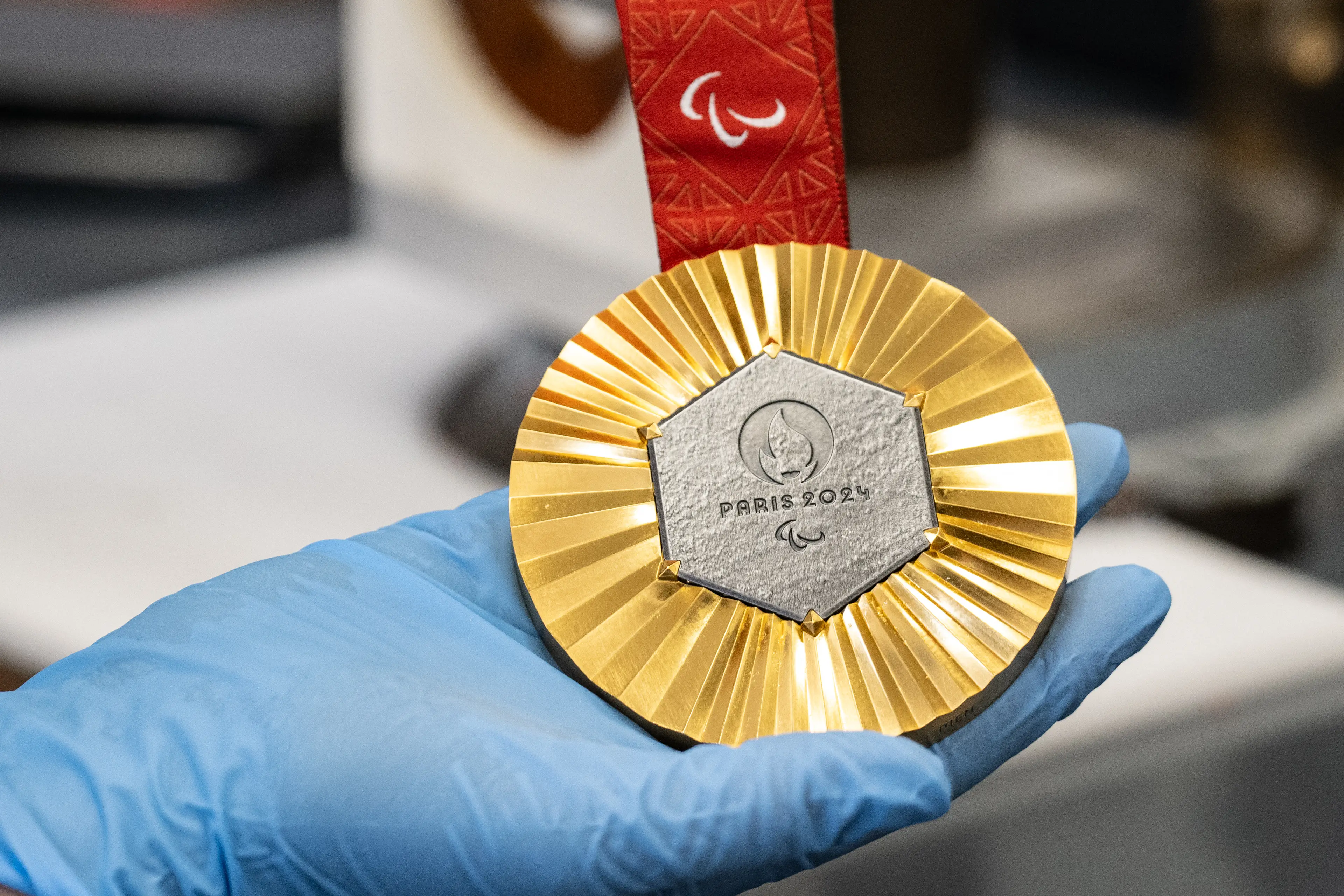 The 2024 gold (BERTRAND GUAY/AFP via Getty Images)