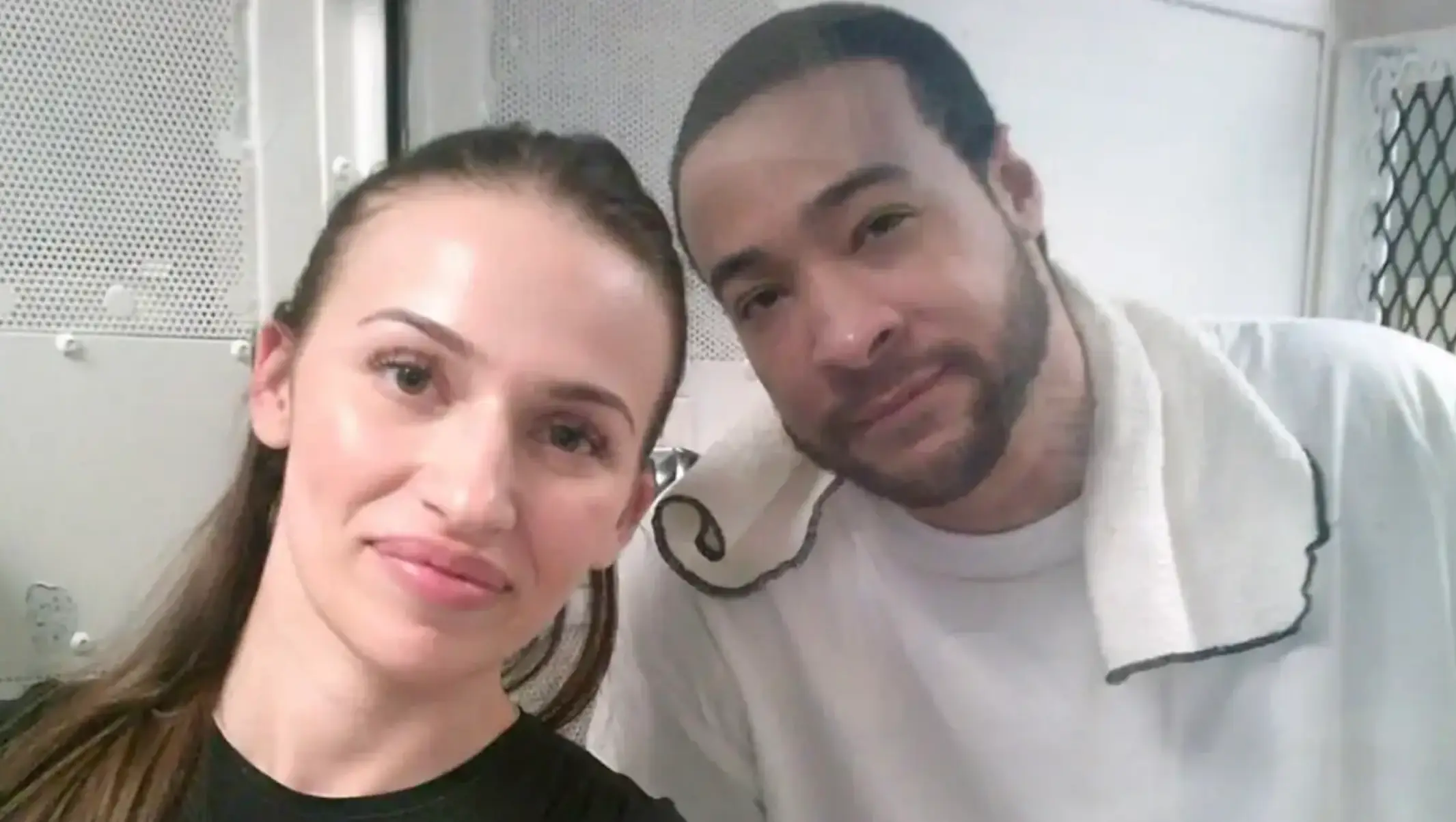 She touched her husband James Broadnax for the first time after he had died (ITV)