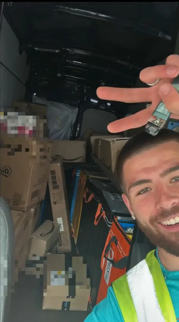 Neo Webb is 'not a bottler', so if he needs the loo he nips into a pub (Neo Webb)