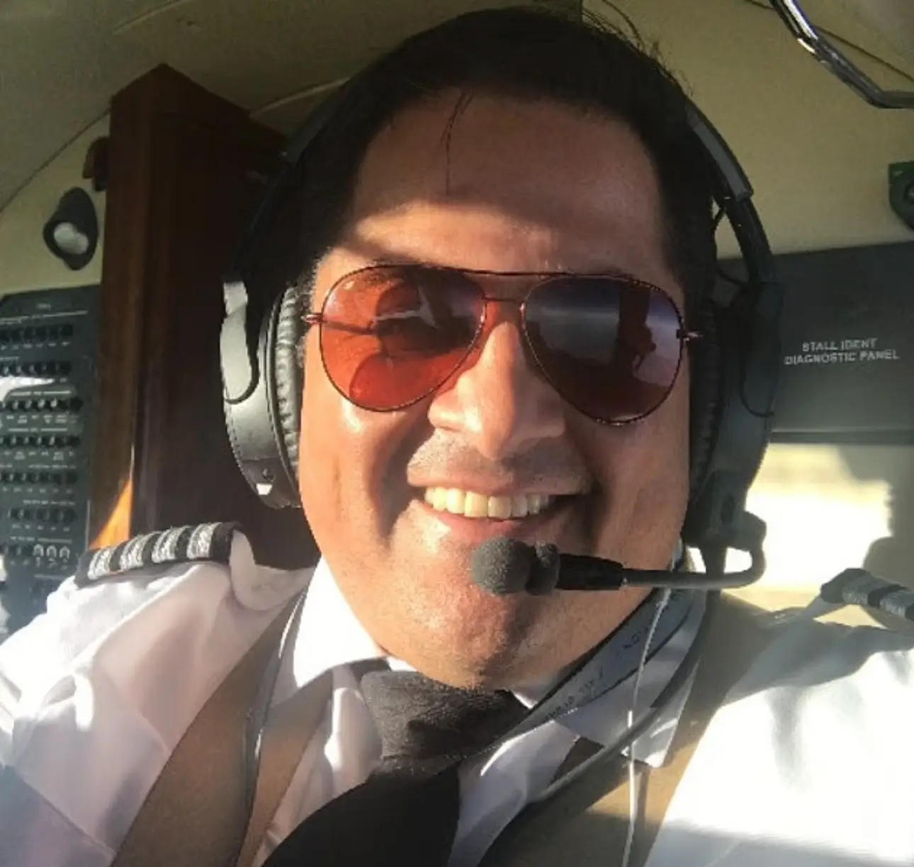 Jacob Hosmer has been identified as the late pilot of the private jet (LinkedIn)